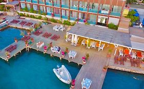 Moonlight Boutique Hotel -